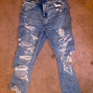 American Eagle ripped jegging